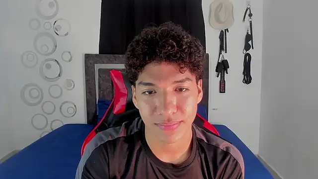 Snapshot of Maximiliano_Khalil chatting on January 31, 2026, 7:23 pm Maximiliano Khalil online show from January 31, 2026, 7:23 pm