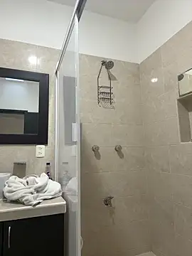 Snapshot of scarlethsb33 chatting on March 2, 2026, 11:00 pm scarlethsb33 online show from March 2, 2026, 11:00 pm