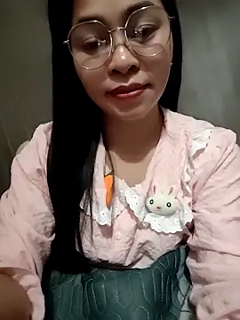 Bamboo-niee123 online show from April 8, 2026, 4:52 pm