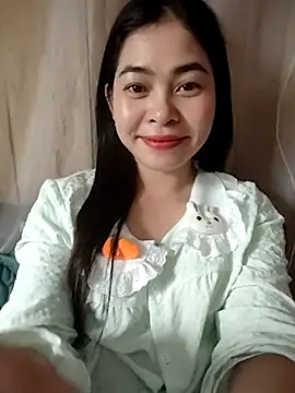 Bamboo-niee123 online show from April 5, 2026, 5:58 am