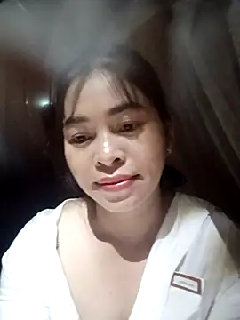 Snapshot of Bamboo-niee123 chatting on November 6, 2025, 5:17 pm Bamboo-niee123 online show from November 6, 2025, 5:17 pm