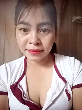 Snapshot of Bamboo-niee123 chatting on November 12, 2025, 2:37 am Bamboo-niee123 online show from November 12, 2025, 2:37 am