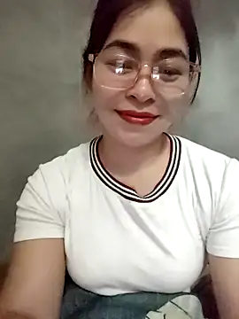 Snapshot of Bamboo-niee123 chatting on March 1, 2026, 3:01 pm Bamboo-niee123 online show from March 1, 2026, 3:01 pm