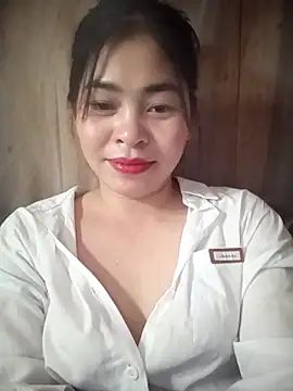 Snapshot of Bamboo-niee123 chatting on February 3, 2026, 2:53 am Bamboo-niee123 online show from February 3, 2026, 2:53 am