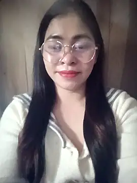 Snapshot of Bamboo-niee123 chatting on February 25, 2026, 2:12 am Bamboo-niee123 online show from February 25, 2026, 2:12 am