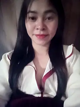 Snapshot of Bamboo-niee123 chatting on February 4, 2026, 1:33 am Bamboo-niee123 online show from February 4, 2026, 1:33 am