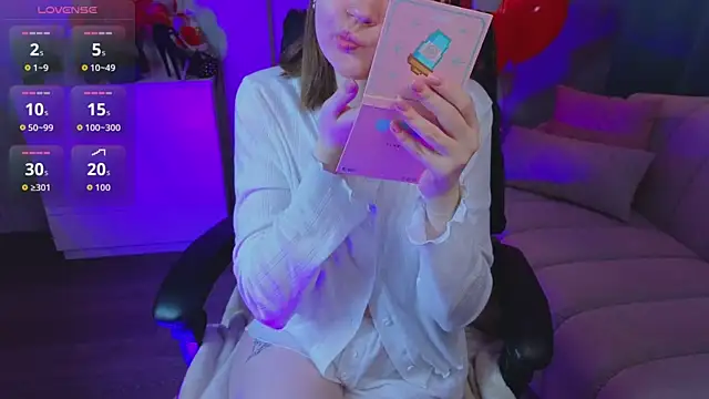 R I N A online show from March 15, 2026, 1:12 am