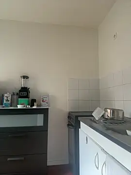 Snapshot of triquetteAUrdv chatting on October 28, 2025, 8:13 am triquetteAUrdv online show from October 28, 2025, 8:13 am