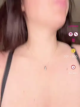 Snapshot of MysteryGirl__ chatting on April 27, 2026, 7:17 am MysteryGirl online show from April 27, 2026, 7:17 am
