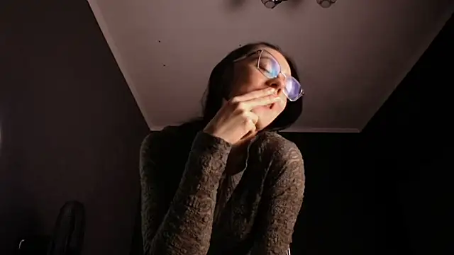 DarkSpark  online show from January 8, 2026, 12:44 pm