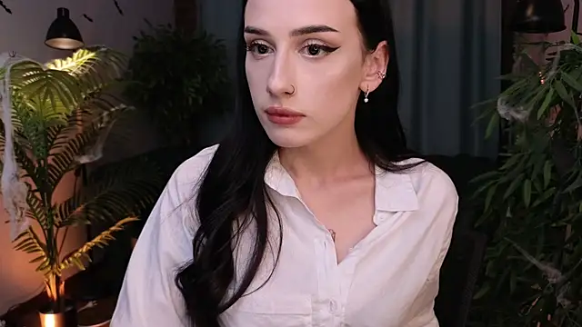 Snapshot of darineko__ chatting on October 30, 2025, 5:06 am darineko   online show from October 30, 2025, 5:06 am