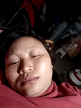 yoyo-mi online show from April 1, 2026, 8:39 pm