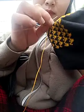 Snapshot of yoyo-mi chatting on February 18, 2026, 1:14 am yoyo-mi online show from February 18, 2026, 1:14 am