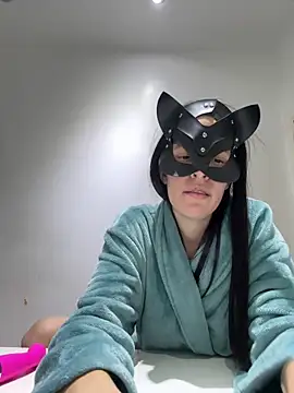 Snapshot of carolinedanger_ chatting on November 8, 2025, 12:14 am carolinedanger online show from November 8, 2025, 12:14 am