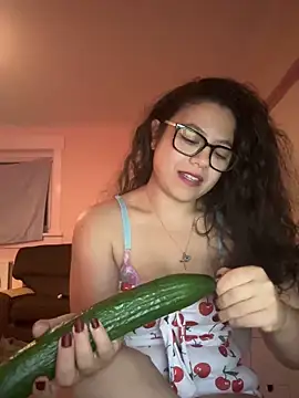 Sexy MamacitaX online show from October 30, 2025, 11:45 pm