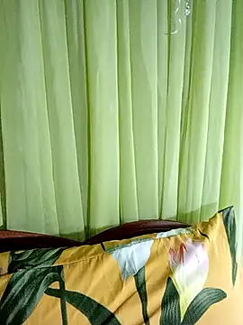 Esenia505 online show from March 2, 2026, 7:26 am