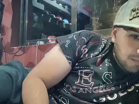 Bbydaddy 0 online show from November 28, 2025, 11:21 am