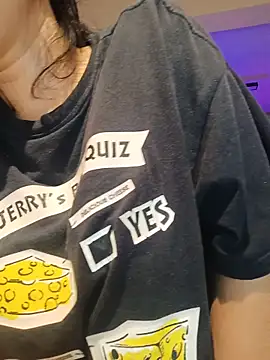 Sara-215 online show from April 11, 2026, 7:45 am