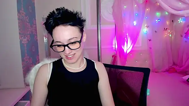 ErickaFetish online show from November 5, 2025, 5:49 pm