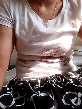 sweetpattu online show from November 2, 2025, 10:09 am