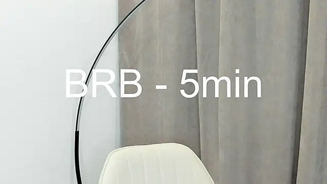 Snapshot of BaileyBernos chatting on October 29, 2025, 10:36 am BaileyBernos online show from October 29, 2025, 10:36 am