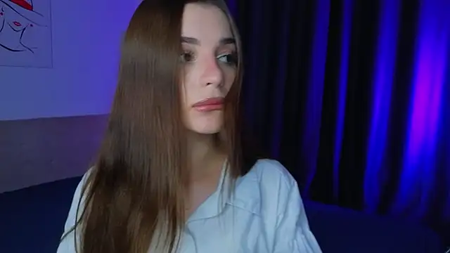 LauraHansil online show from May 24, 2026, 7:14 pm