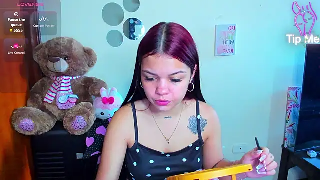 Emma boo online show from March 14, 2026, 2:34 pm