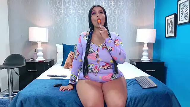 CarolineSweetts online show from November 2, 2025, 3:22 am