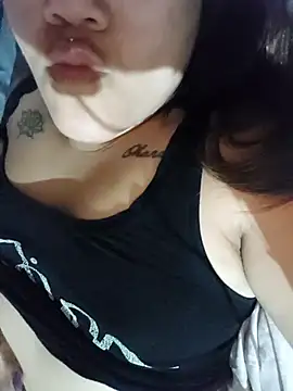 Camilu23 online show from February 12, 2026, 12:10 am