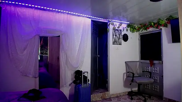 Snapshot of Samara_Homescapes chatting on February 26, 2026, 5:18 am Samara Homescapes online show from February 26, 2026, 5:18 am