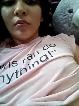 Snapshot of Soymaia chatting on November 22, 2025, 7:57 pm Soymaia online show from November 22, 2025, 7:57 pm