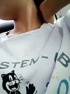 Snapshot of Soymaia chatting on December 2, 2025, 12:40 pm Soymaia online show from December 2, 2025, 12:40 pm