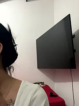 pinksmile 1 online show from June 14, 2026, 3:35 pm