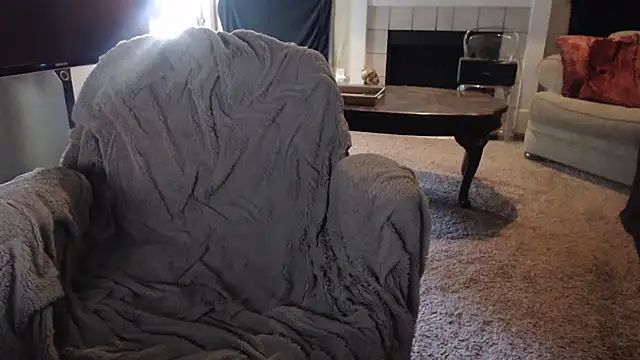 Skyl31 online show from March 12, 2026, 8:35 pm