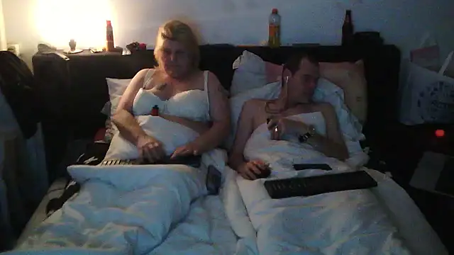 Sylviastar46 online show from January 12, 2026, 8:47 pm