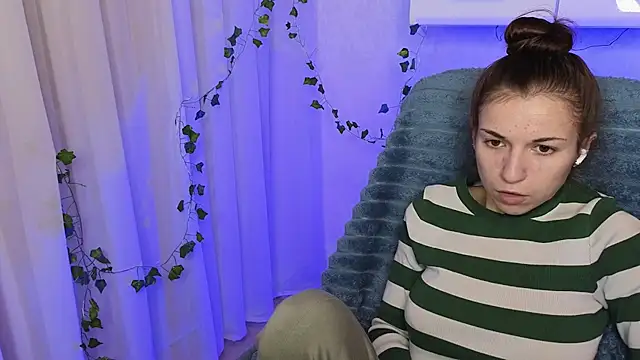 Ulyanix online show from November 27, 2025, 4:57 am