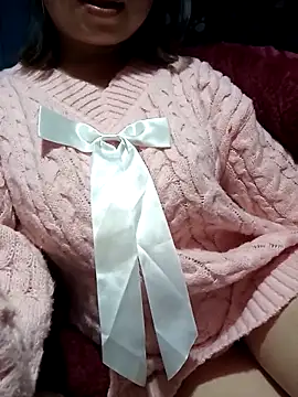 julybe online show from December 16, 2025, 2:10 pm