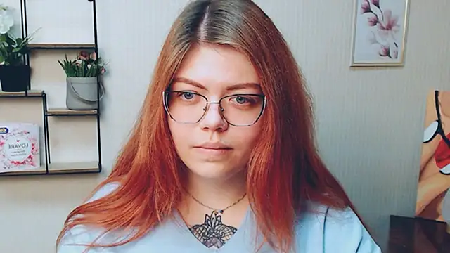 Snapshot of Lina_ri_ chatting on October 29, 2025, 11:31 am Lina ri online show from October 29, 2025, 11:31 am