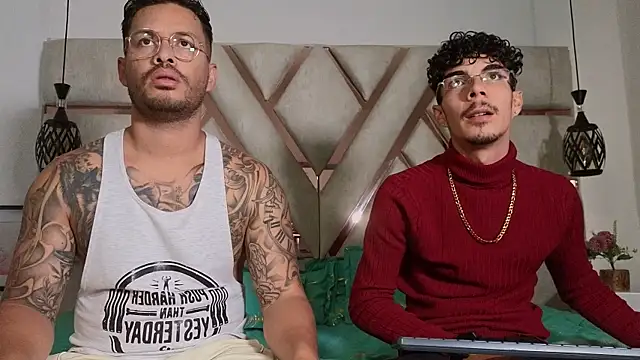 Snapshot of boysonfiree chatting on October 31, 2025, 11:40 am boysonfiree online show from October 31, 2025, 11:40 am