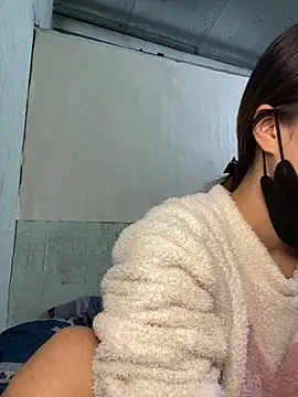 BUNNY050465 online show from November 6, 2025, 4:00 pm