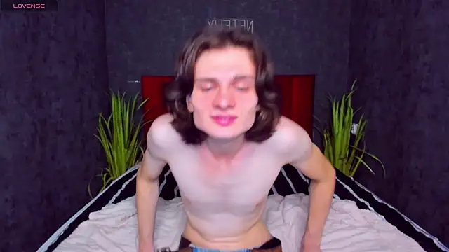 Snapshot of NelsonGodman chatting on November 7, 2025, 1:37 pm NelsonGodman online show from November 7, 2025, 1:37 pm