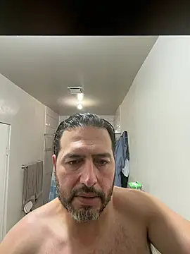 Snapshot of ezrah23 chatting on March 13, 2026, 6:35 pm ezrah23 online show from March 13, 2026, 6:35 pm