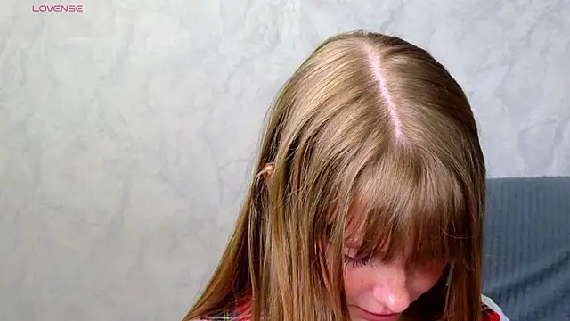 Lovelly molly1 online show from March 19, 2026, 5:35 pm