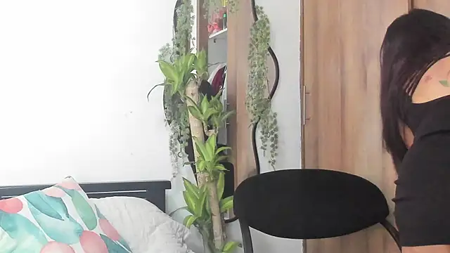 MailynAndNick online show from March 7, 2026, 6:24 pm