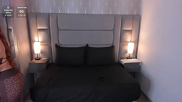 Snapshot of lexiee__ chatting on December 3, 2025, 11:53 am lexiee online show from December 3, 2025, 11:53 am