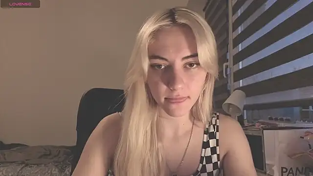 misa  liaaa online show from November 4, 2025, 3:16 pm