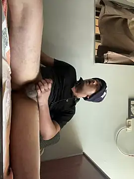 Snapshot of FlashyOcean53 chatting on February 8, 2026, 6:00 am FlashyOcean53 online show from February 8, 2026, 6:00 am