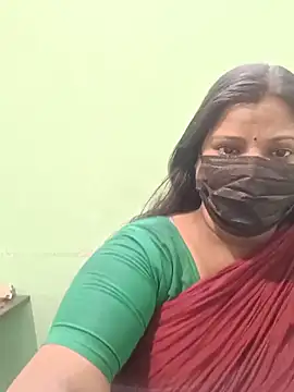 Snapshot of tamil_Nithya_J chatting on June 7, 2026, 11:04 am tamil Nithya J online show from June 7, 2026, 11:04 am