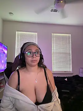 minha baby online show from April 23, 2026, 1:24 pm