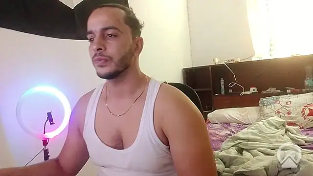 Snapshot of the_luxe_ chatting on November 4, 2025, 8:45 pm the luxe online show from November 4, 2025, 8:45 pm